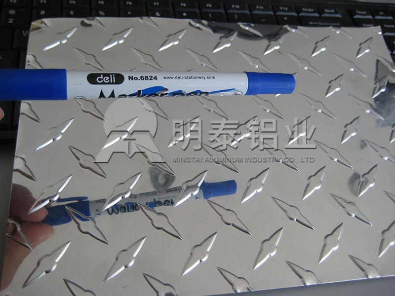 指针型花纹蘑蘑菇直播视频在线播放