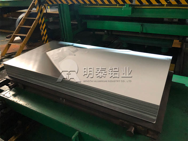 5052汽车蘑蘑菇直播视频在线播放